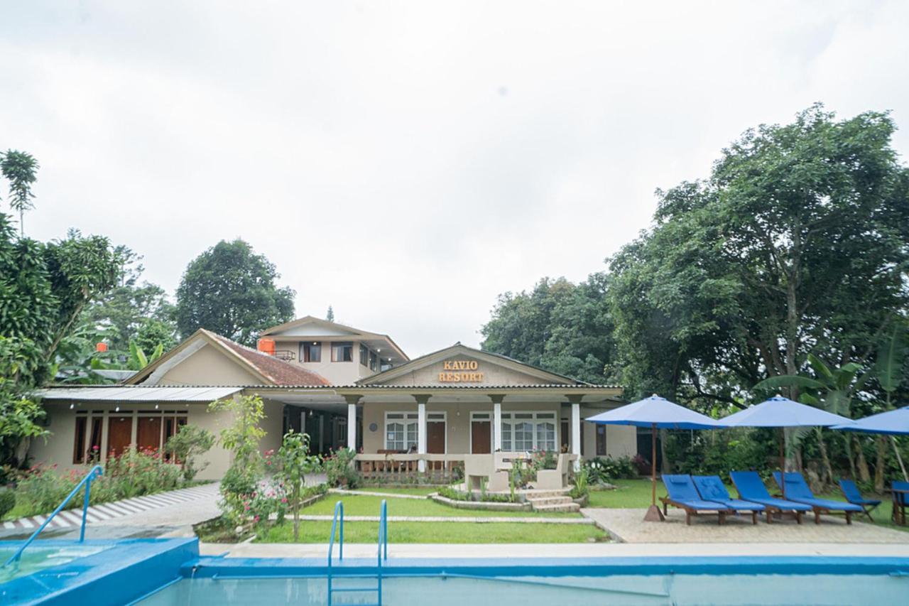 Hotel RedDoorz near Taman Safari 2 Bogor Zewnętrze zdjęcie